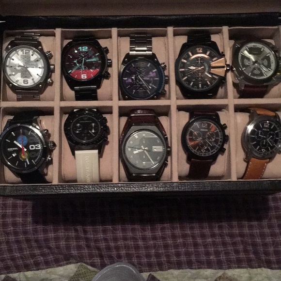 Watch Collection/ Watches - Picture 4 of 4